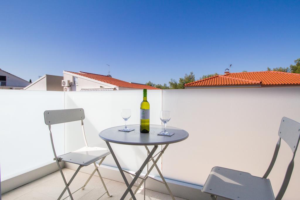 ביוגראד נה מורו Villa Astoria מראה חיצוני תמונה