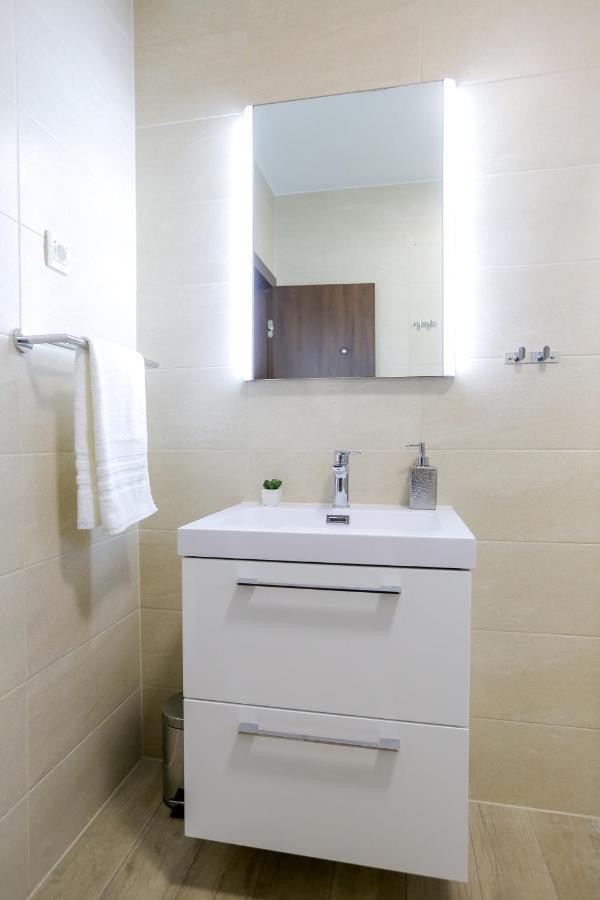 ביוגראד נה מורו Villa Astoria מראה חיצוני תמונה